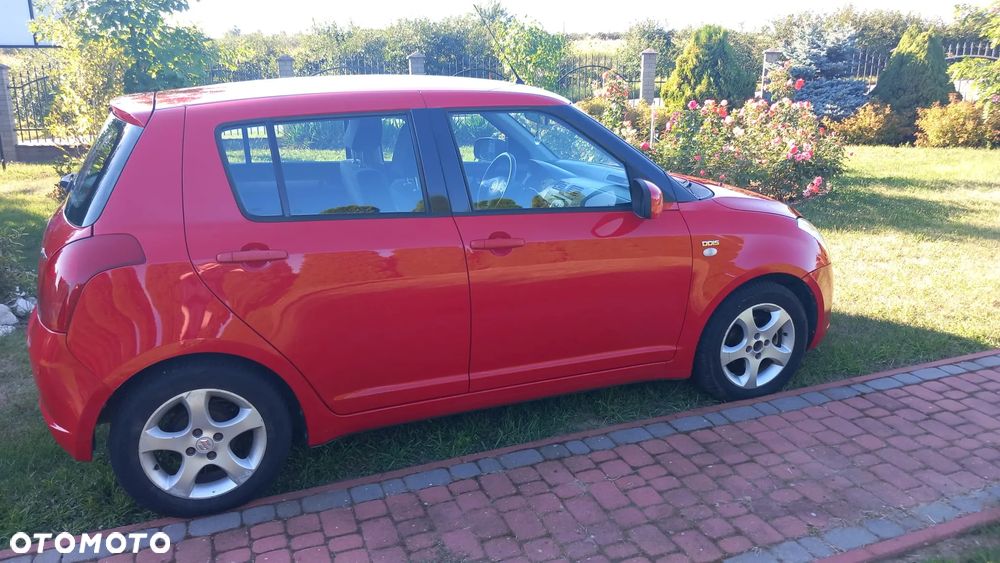 Suzuki Swift 1.3 DDiS 16v GLX - 7
