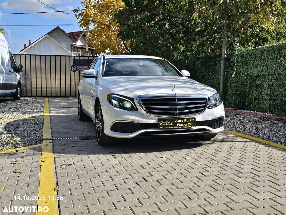 Mercedes-Benz E 300 9G-TRONIC Exclusive - 13