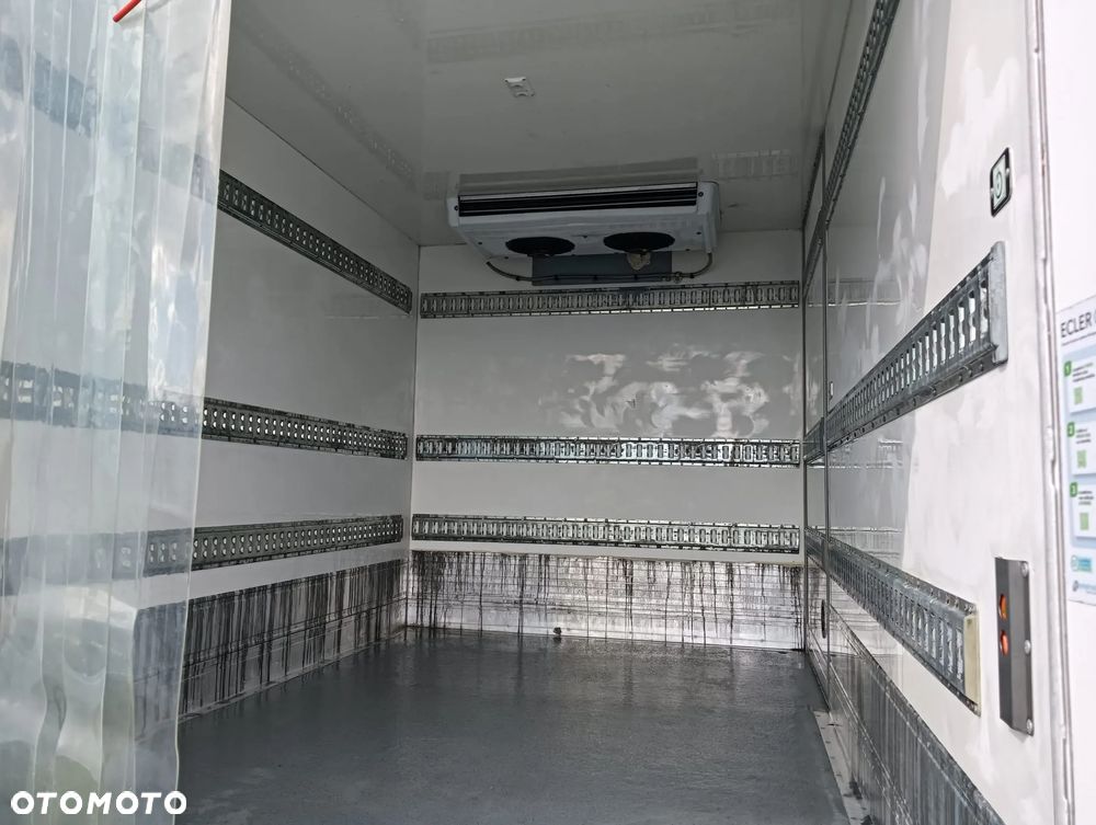 KONTENER IZOTERMA CHŁODNIA RELEC FROID TR32 NR 877 - 6