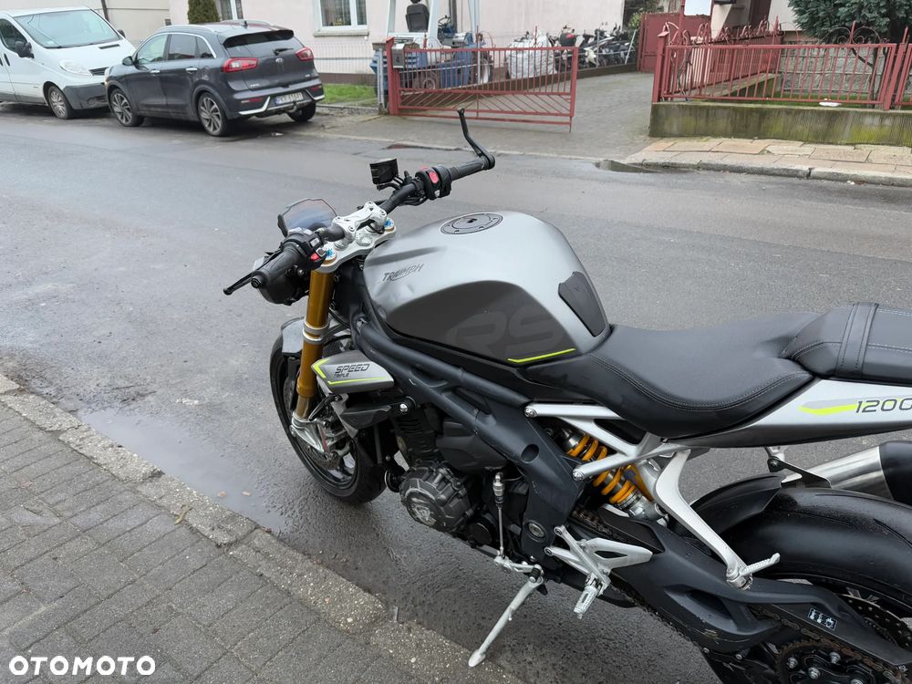 Triumph Speed Triple - 15