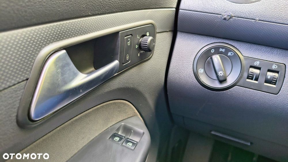 Volkswagen Caddy - 26