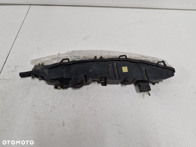 CITROEN C4 PICASSO II 2 ŚWIATŁO JAZDY DZIENNEJ DRL PRAWY PRZÓD 9676036280 - 8