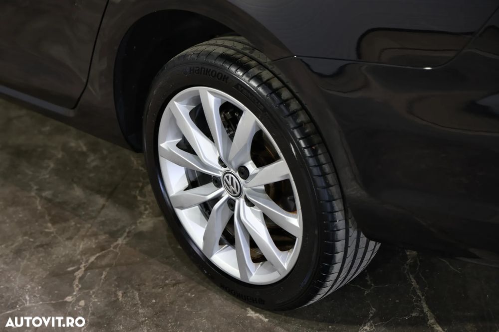 Volkswagen Golf 1.6 TDI SCR DSG Comfortline - 34