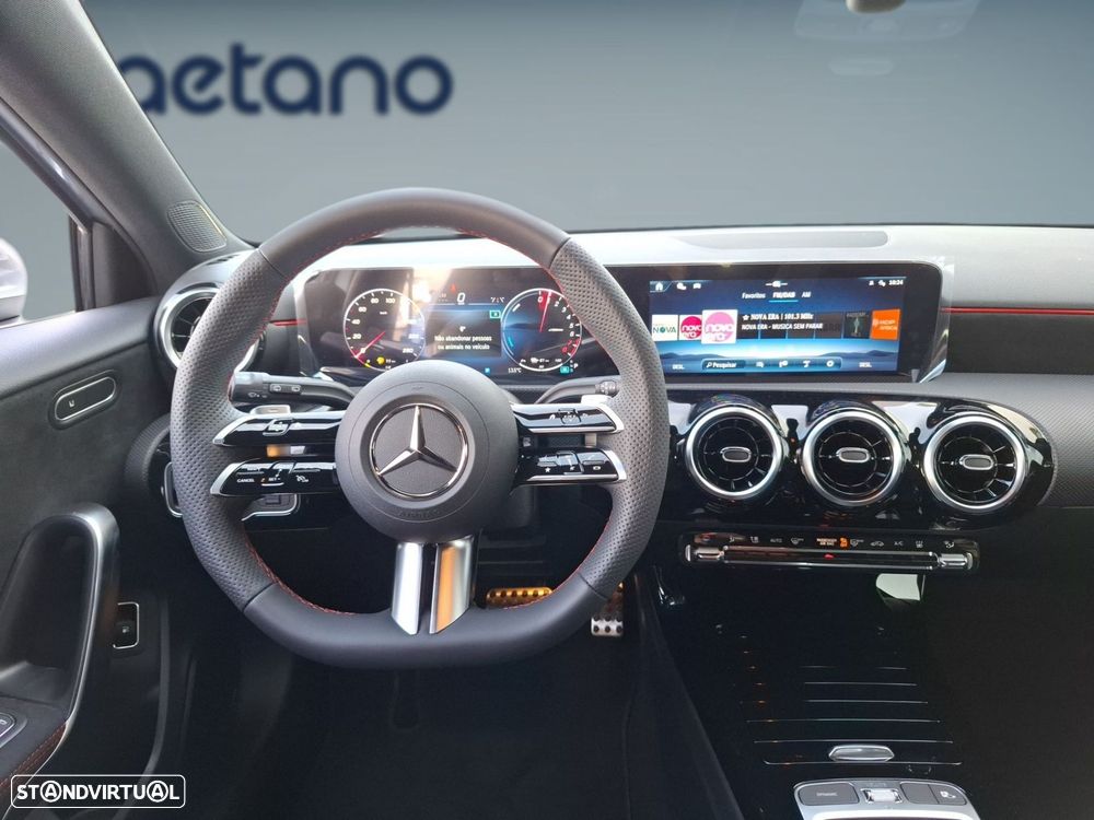 Mercedes-Benz A 250 e — fotografia 13