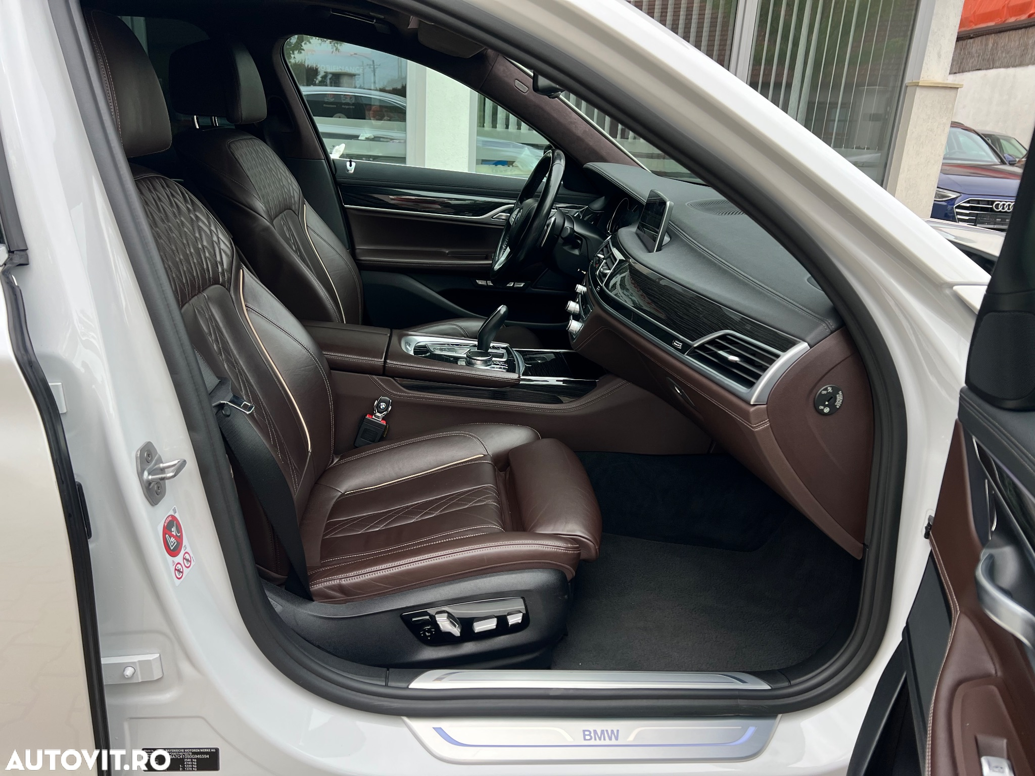 BMW Seria 7 730Ld xDrive - 14
