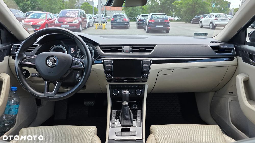 Skoda Superb 2.0 TSI 4x4 L&K DSG - 12