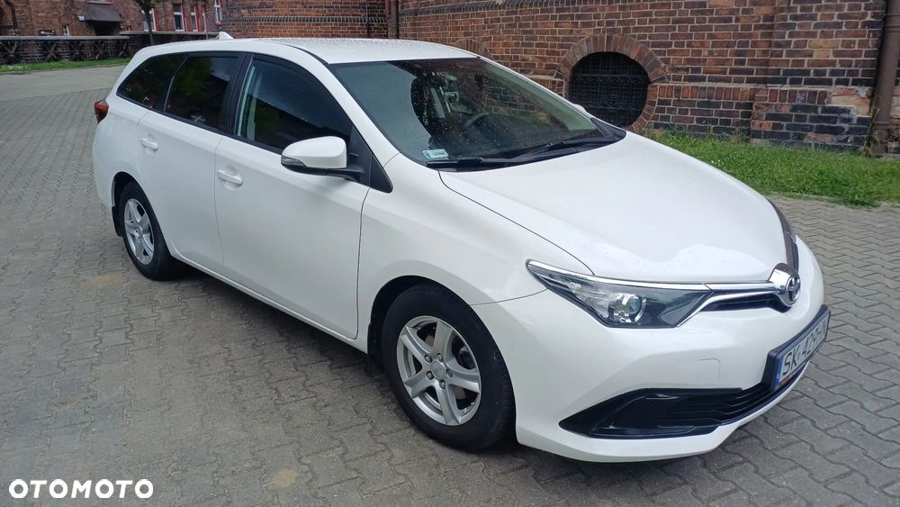 Toyota Auris 1.33 VVT-i Active - 5