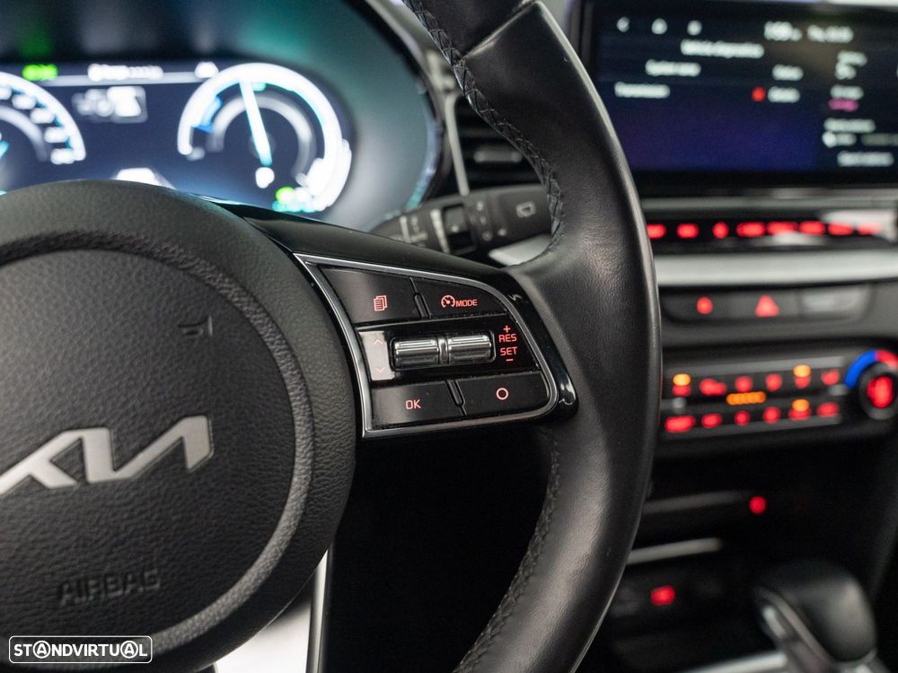 Kia XCeed 1.6 GDi PHEV Tech - 23