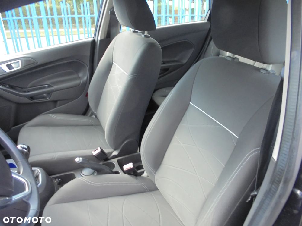 Ford Fiesta 1.25 Ambiente - 6
