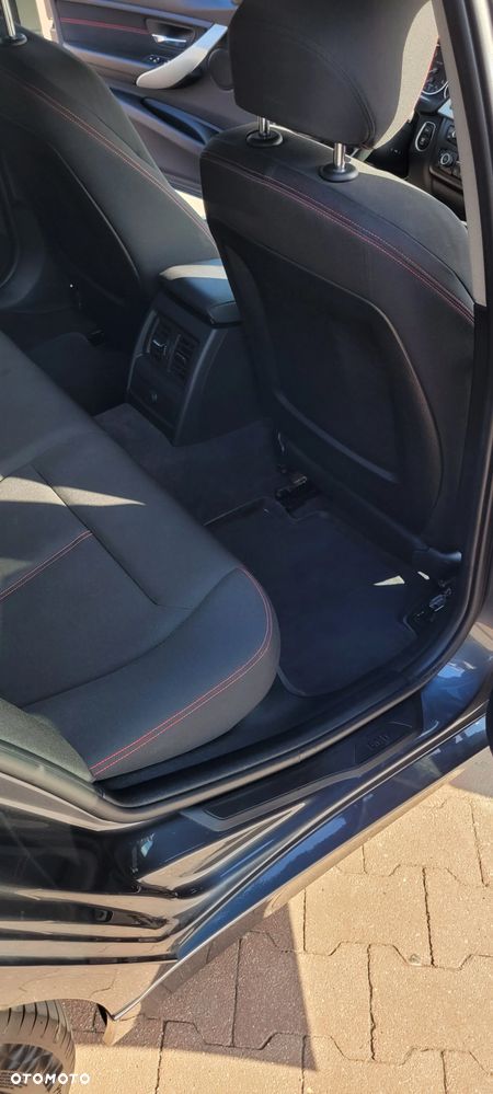 BMW Seria 3 320d Efficient Dynamics Edition - 10