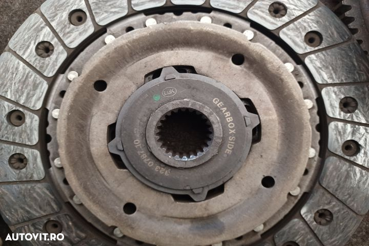KIT AMBREIAJ 2.0D 184CP 124058910 323078710 7594958 MX1253 BMW Seria - 4