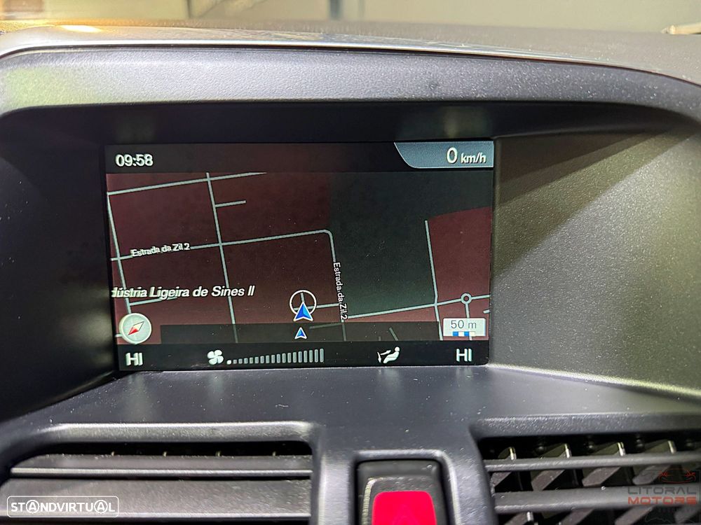 Volvo XC 60 2.0 D3 Momentum - 30