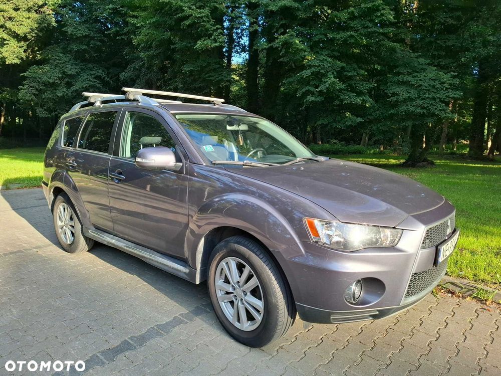 Mitsubishi Outlander - 3