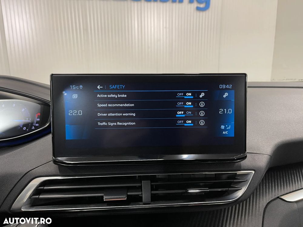 Peugeot 5008 1.5L BlueHDI EAT8 S&S Allure Pack - 21