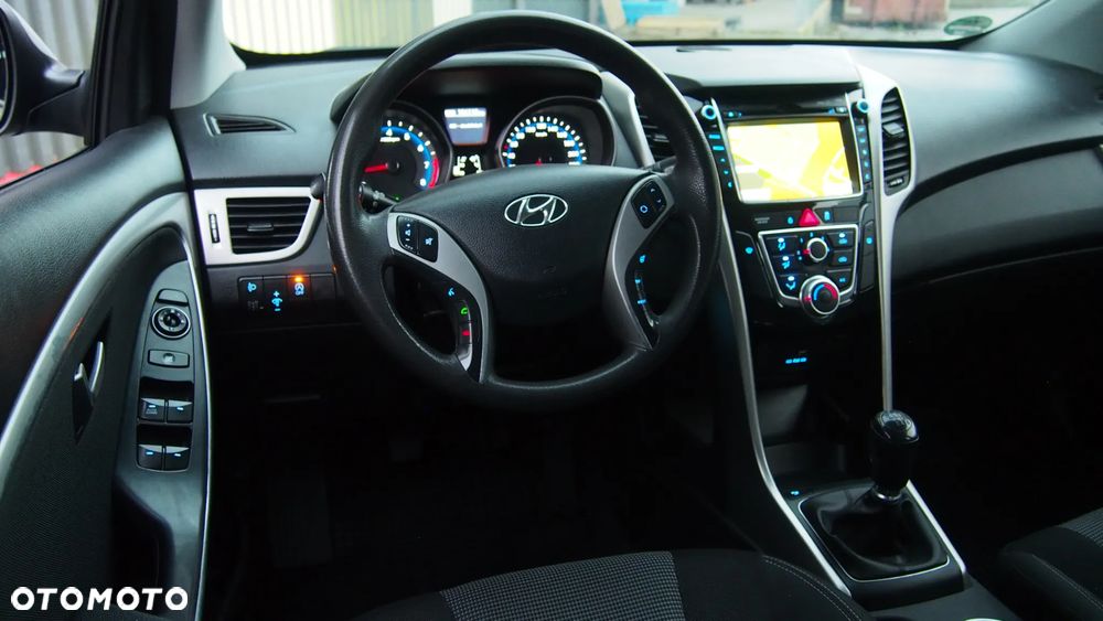 Hyundai i30 1.4 Family - 25