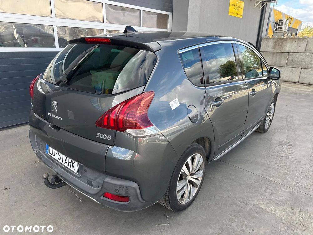 Peugeot 3008 1.6 BlueHDi Style S&S - 8