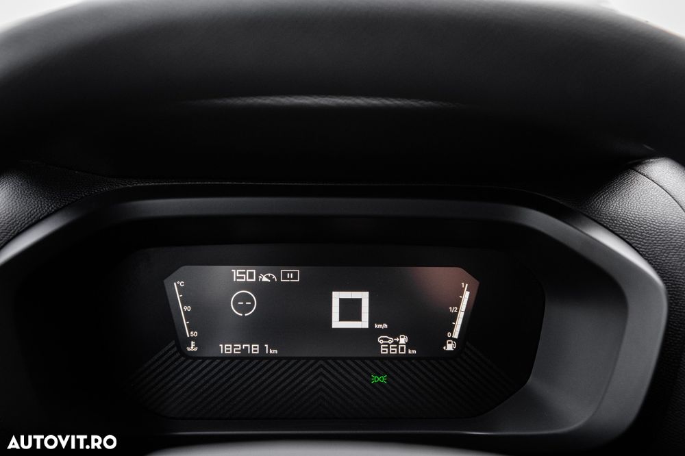 Citroën C4 BlueHDi 110 Stop&Start FEEL - 27