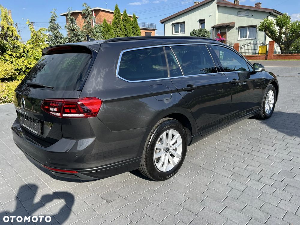 Volkswagen Passat 2.0 TDI EVO Business DSG - 3