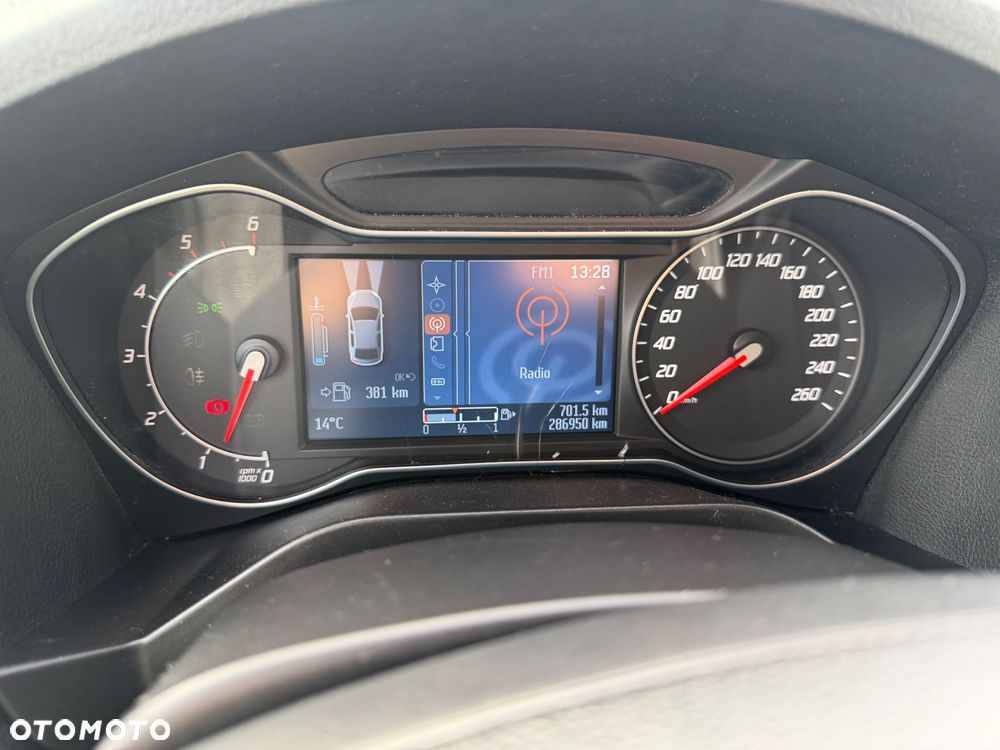 Ford Galaxy 2.0 TDCi Titanium - 21