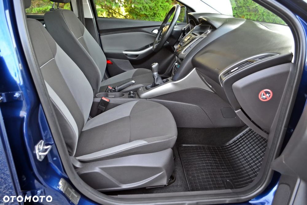 Ford Focus - 24