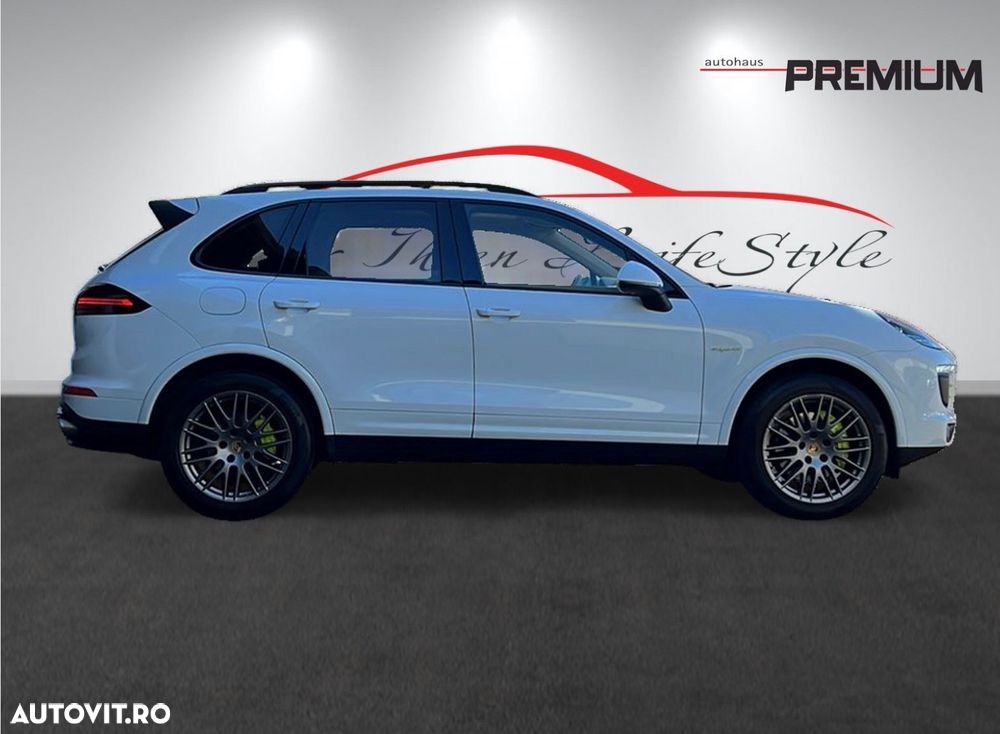 Porsche Cayenne - 8