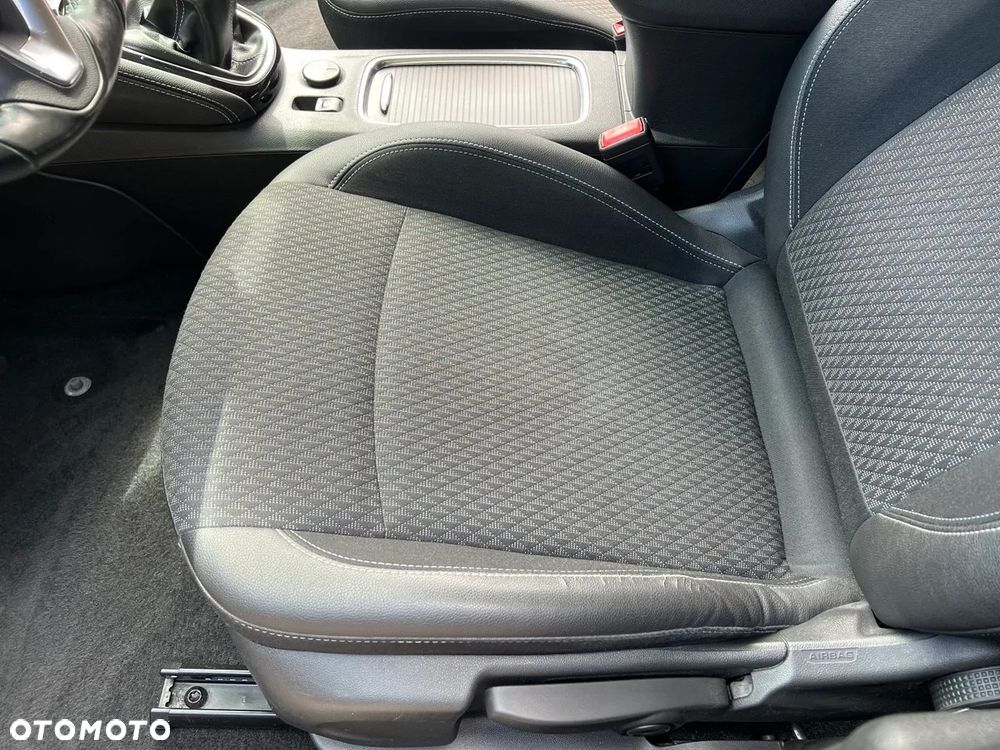 Opel Astra 1.6 CDTI Elite S&S - 9