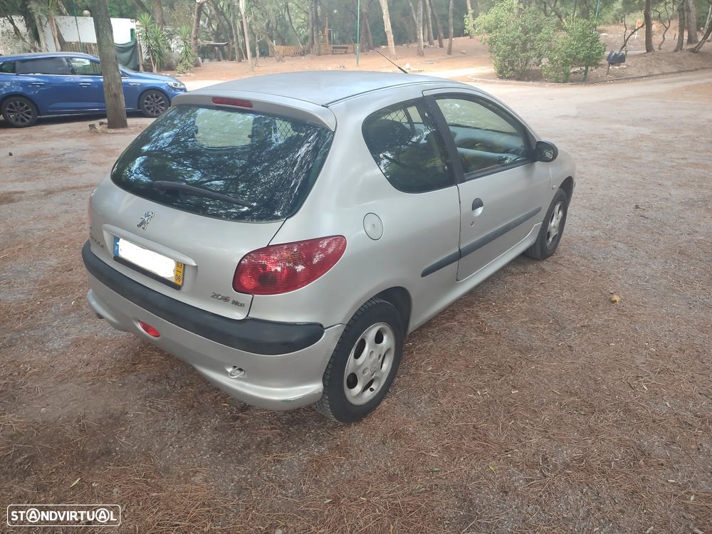 Peugeot 206 VAN - 11