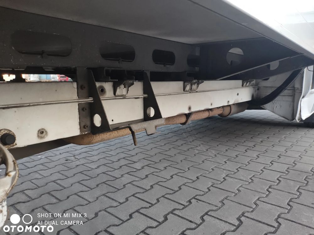 Mercedes-Benz Sprinter 319 - 9