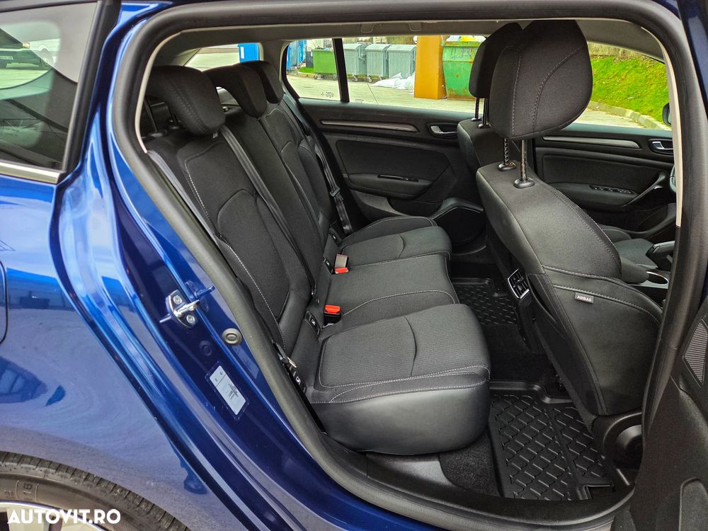 Renault Megane Grandtour BLUE dCi 115 BUSINESS EDITION - 26