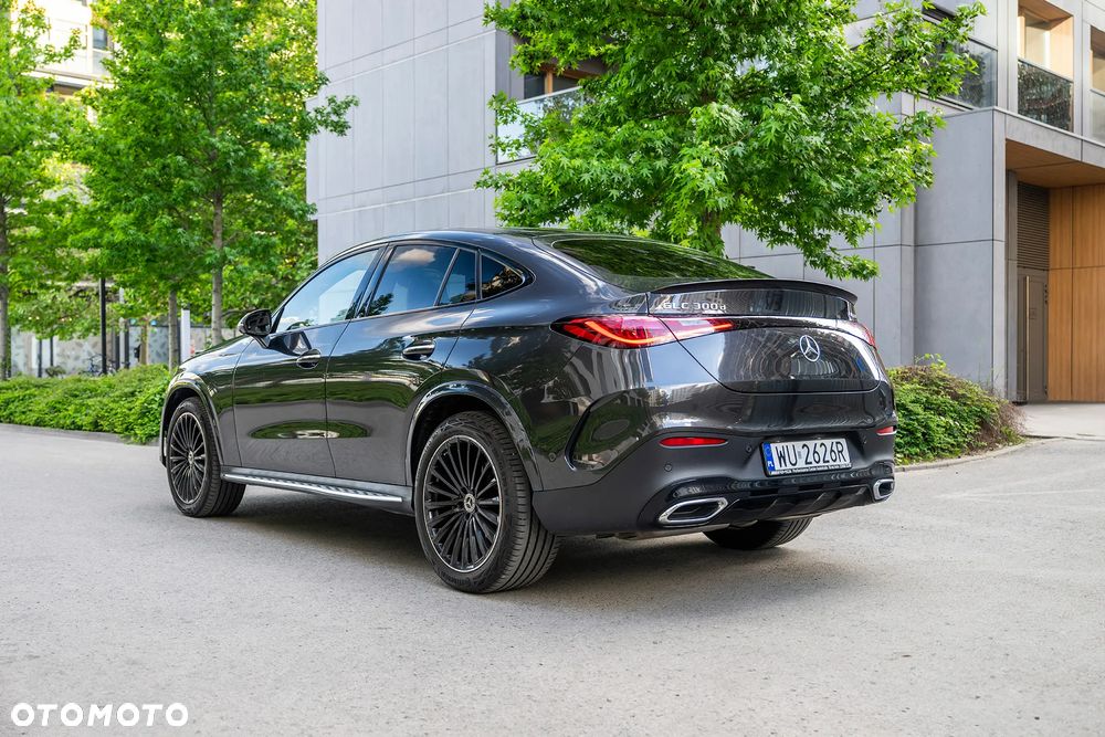 Mercedes-Benz GLC 300 d mHEV 4-Matic AMG Line - 4