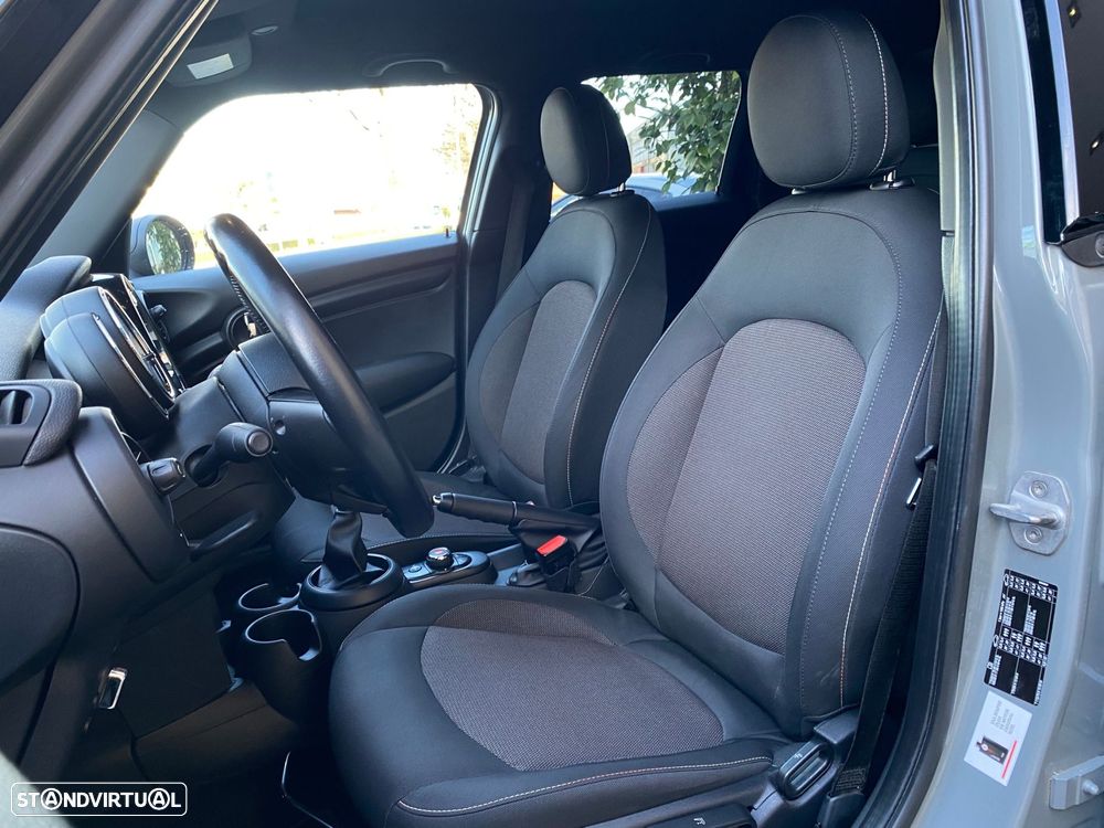 MINI 5 Portas One D - 15