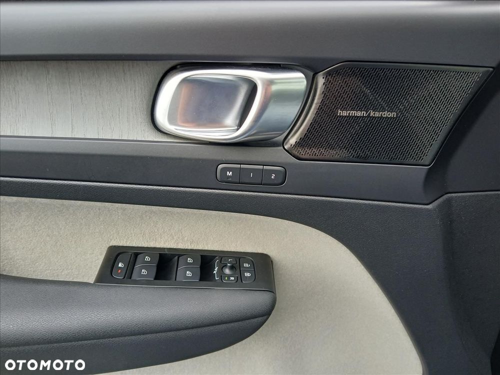 Volvo XC 40 - 28