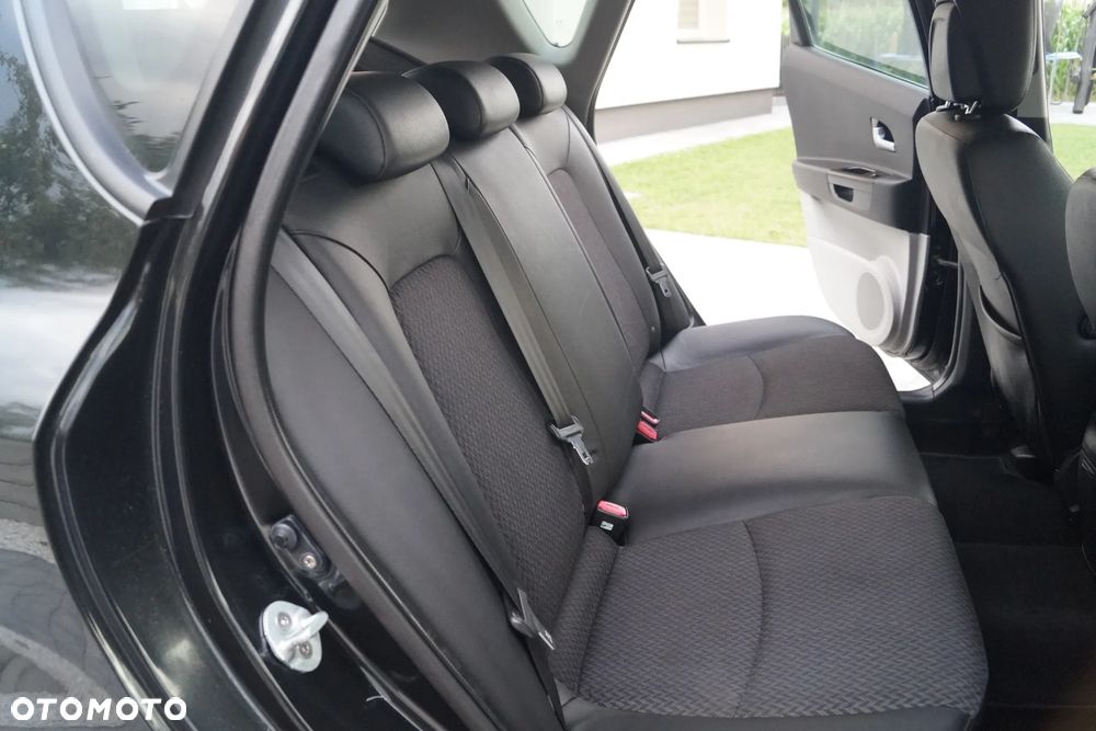Kia Ceed - 11