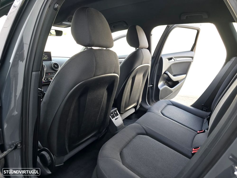 Audi A3 Sportback 30 TFSI S-line - 31