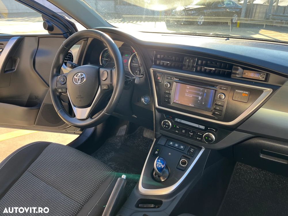 Toyota Auris 1.8 L VVT-i Sol+ - 15