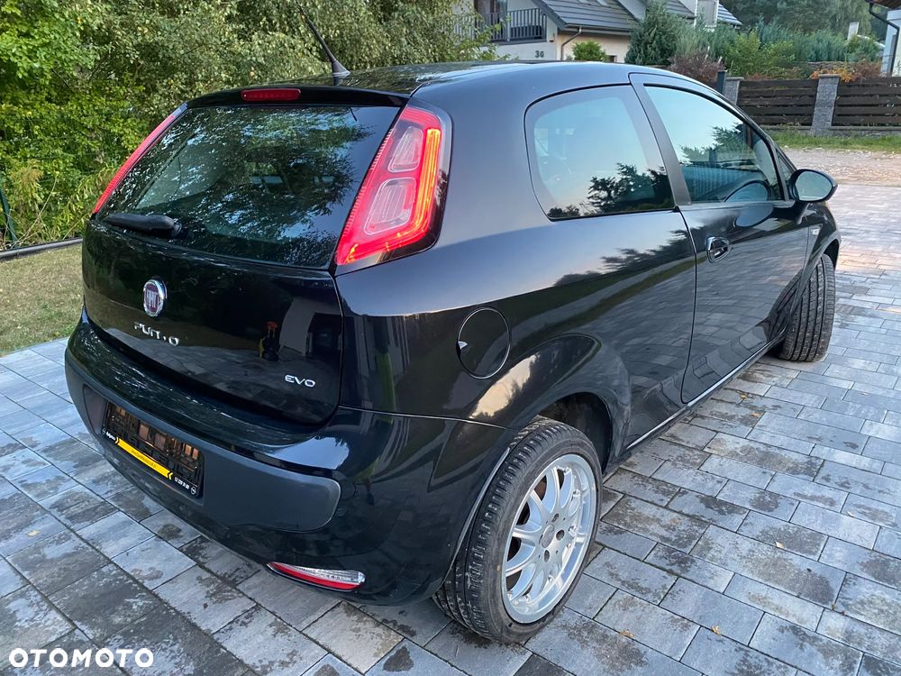 Fiat Punto Evo 1.4 8V MyLife Start&Stop - 11
