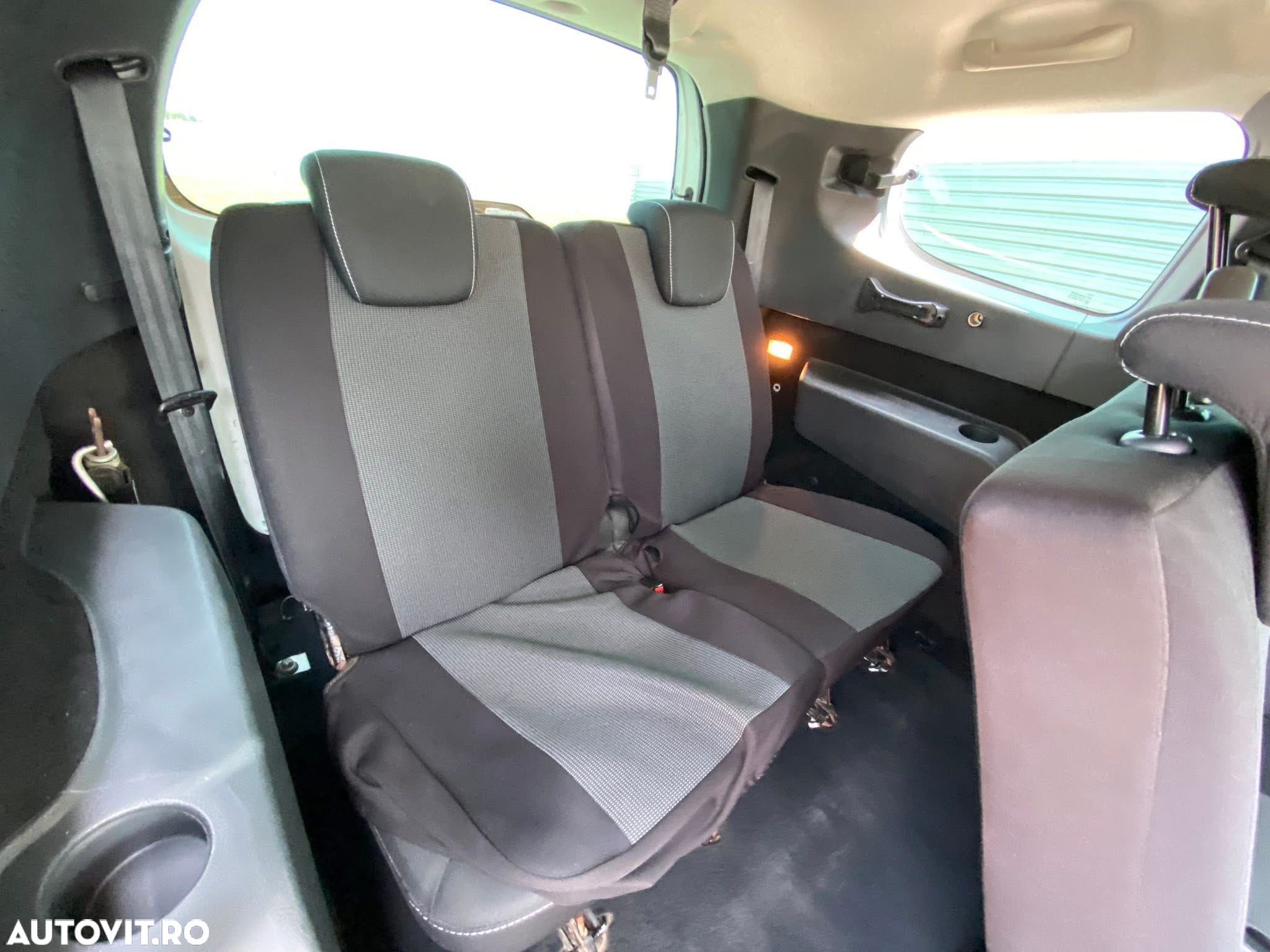 Dacia Lodgy 1.5 Blue dCi Ambiance - 25