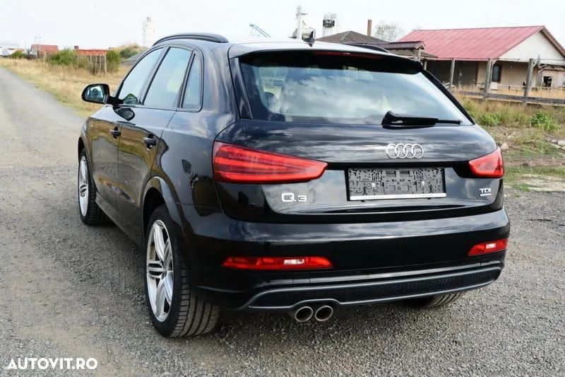 Audi Q3 2.0 TDI Quattro S tronic - 11