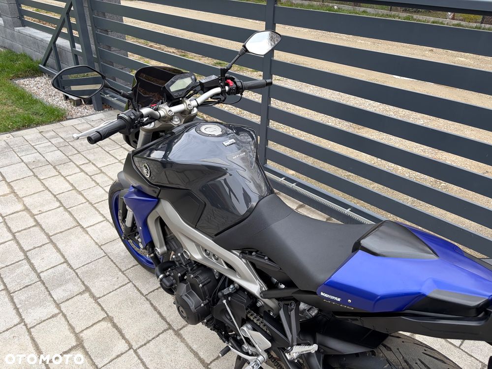 Yamaha MT - 21