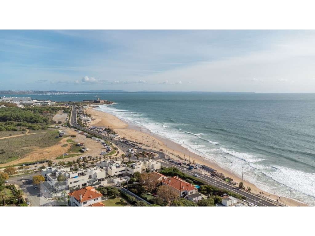 Andar de Moradia T4 em Carcavelos a poucos metros da praia - Grande imagem: 2/19