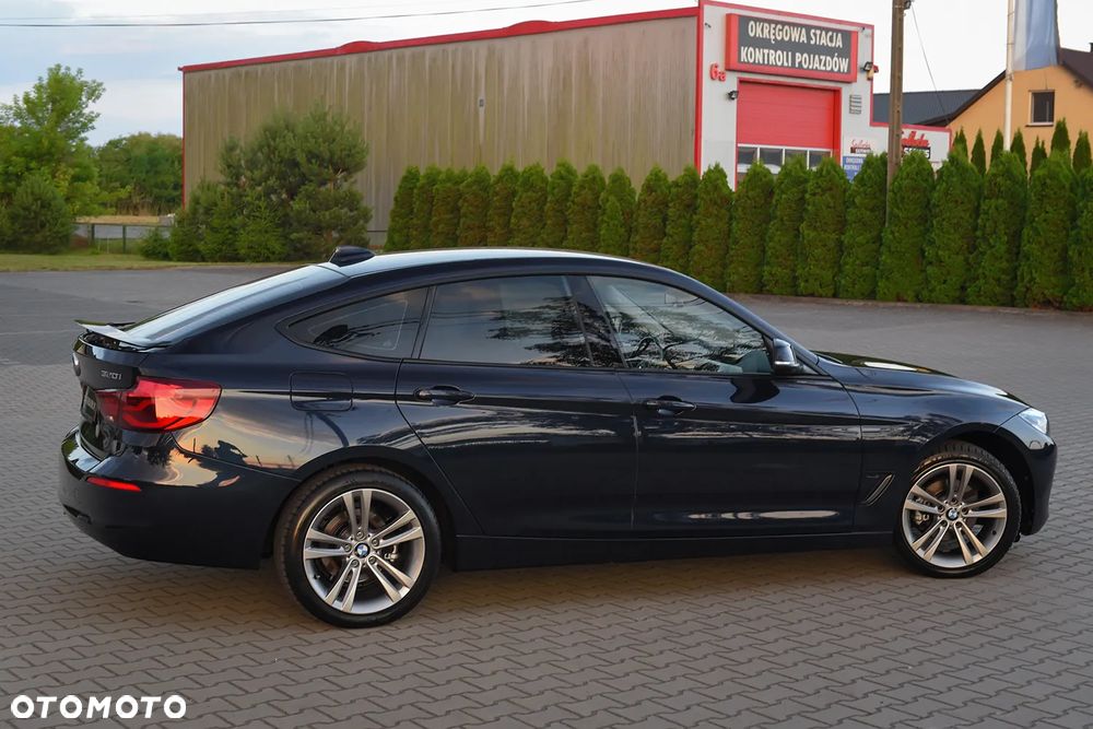 BMW 3GT 320i GPF xDrive Luxury Line - 6