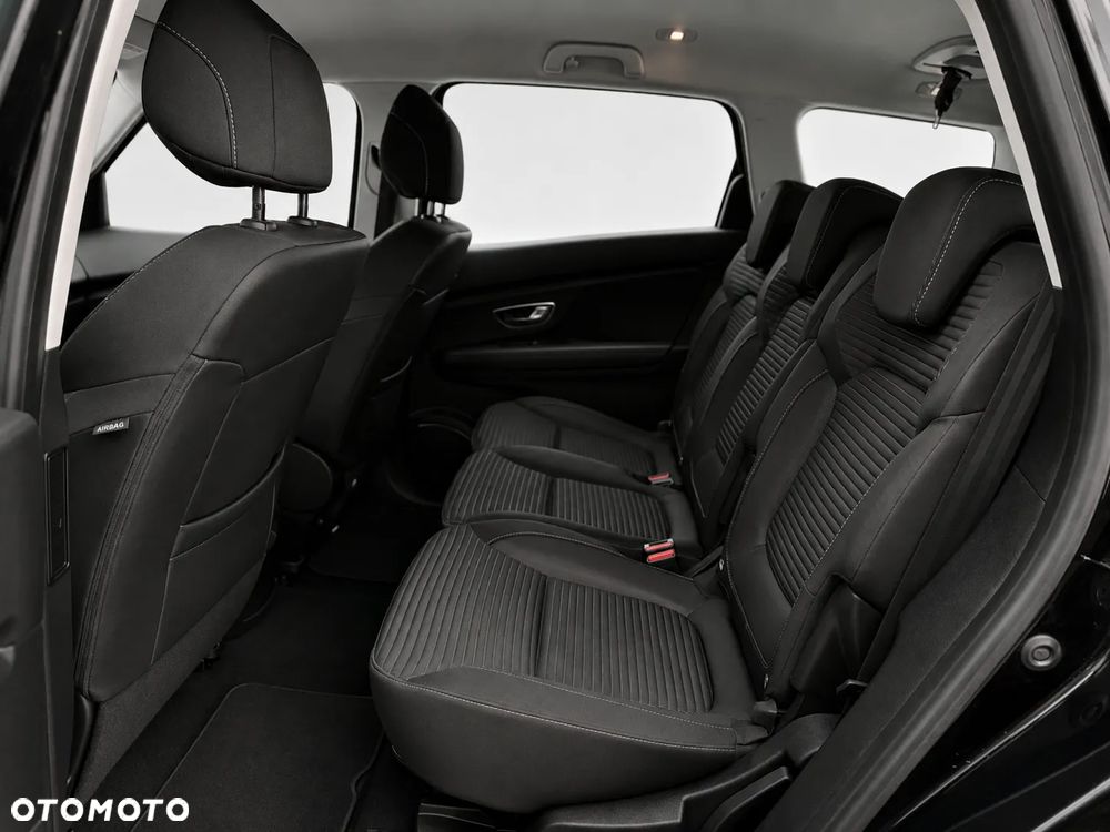 Renault Grand Scenic - 20