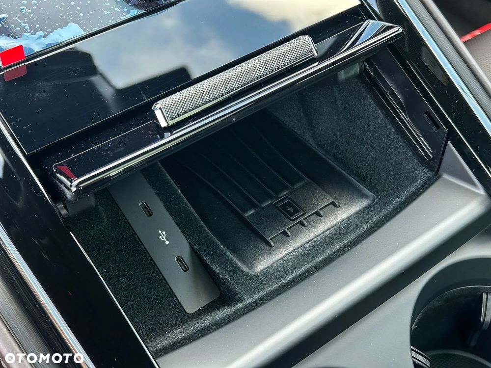 Porsche Panamera 4 E-Hybrid PHEV - 21