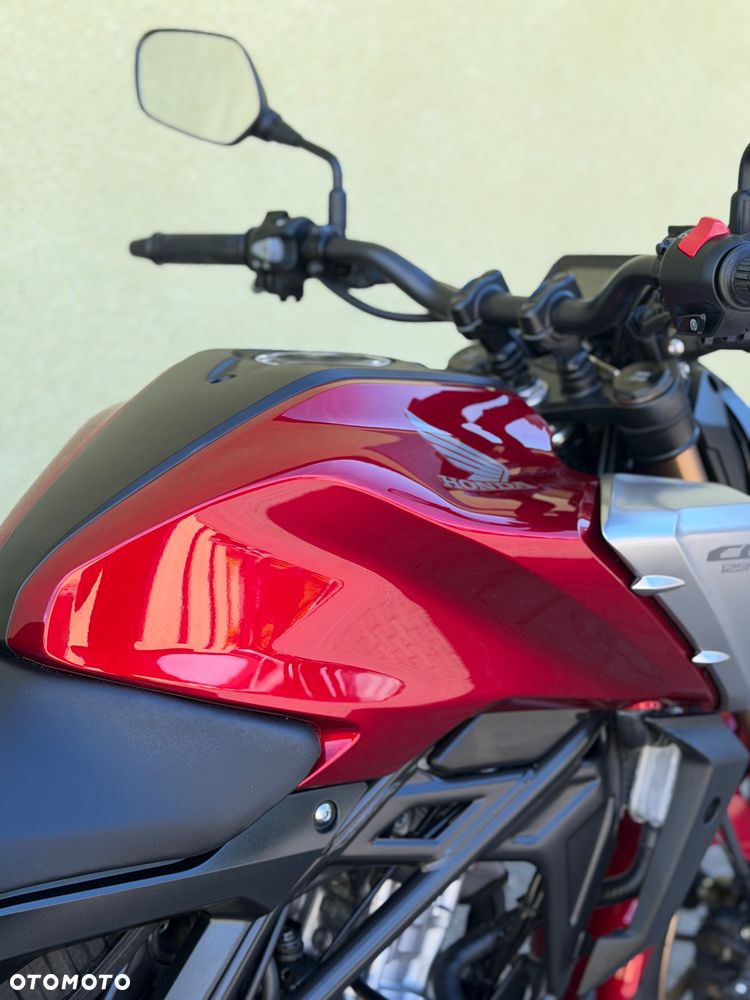 Honda CB - 15
