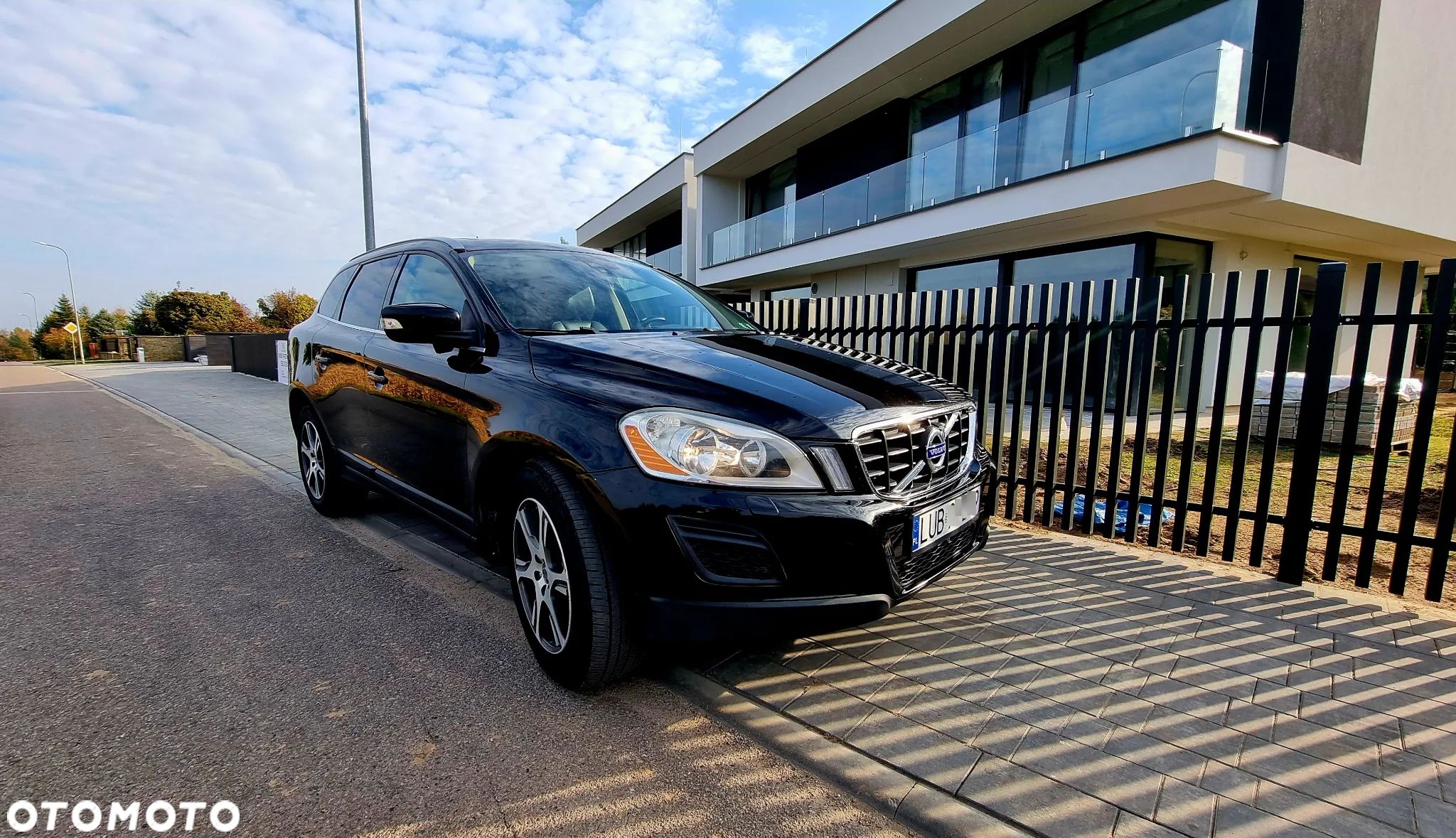 Volvo XC 60 T6 AWD Momentum - 1
