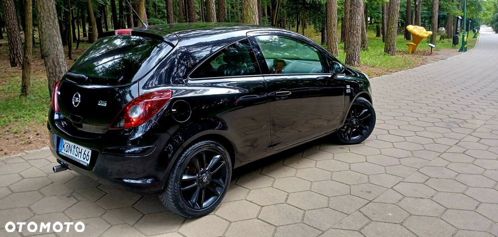 Opel Corsa 1.4 16V 150 Jahre - 10