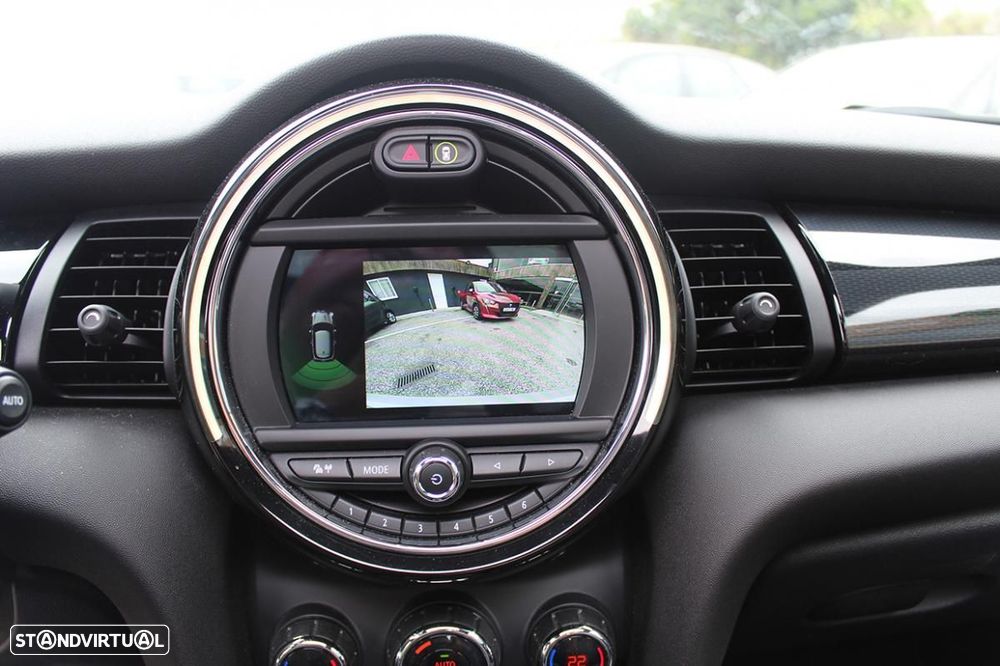 MINI 3 Portas Cooper SE Essential - 29