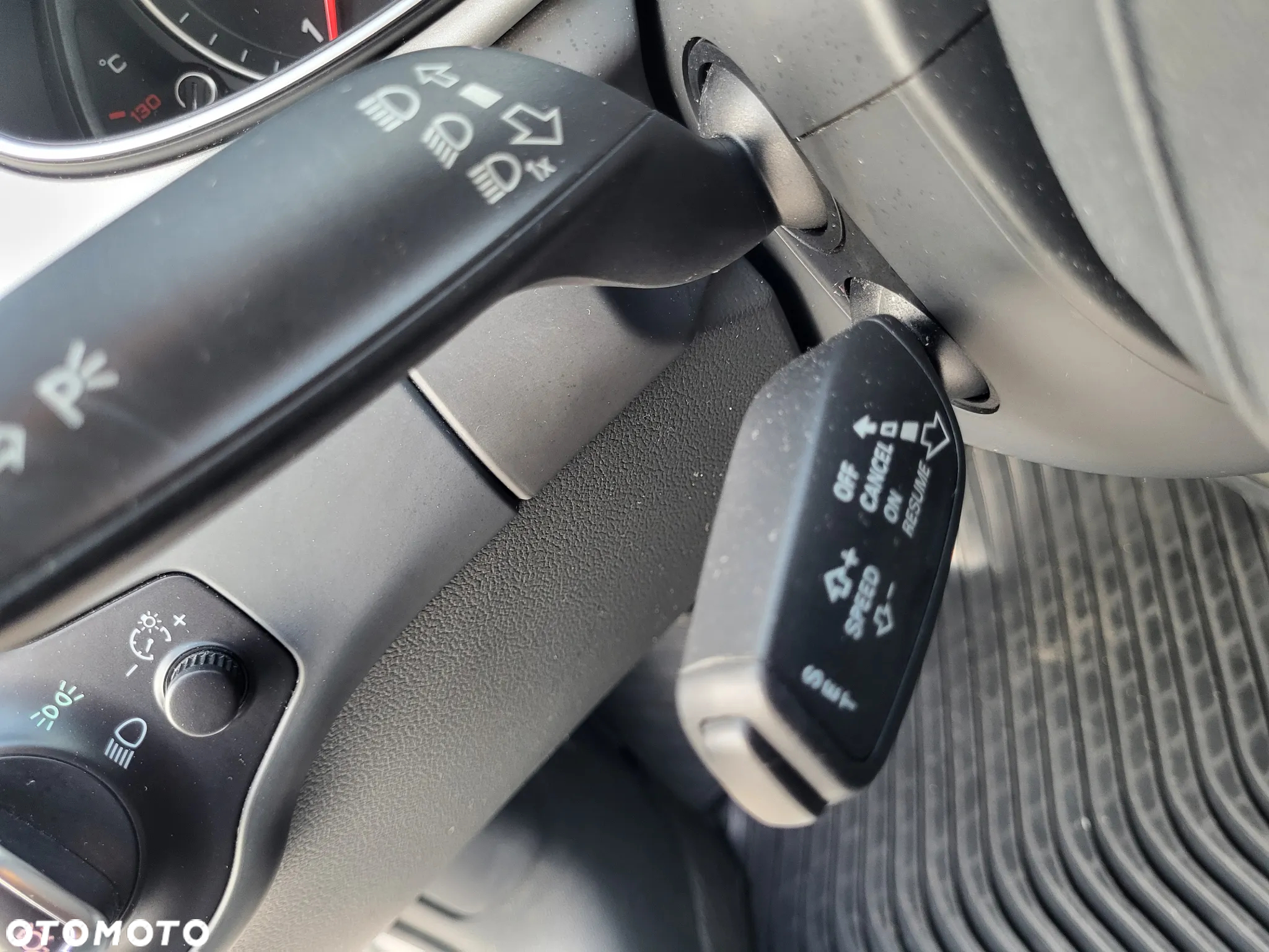 Audi A4 2.0 TDI Multitronic - 25