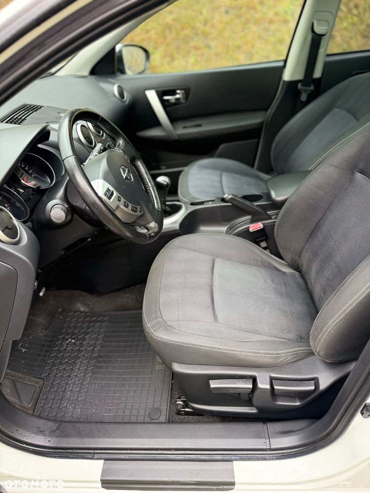 Nissan Qashqai - 10