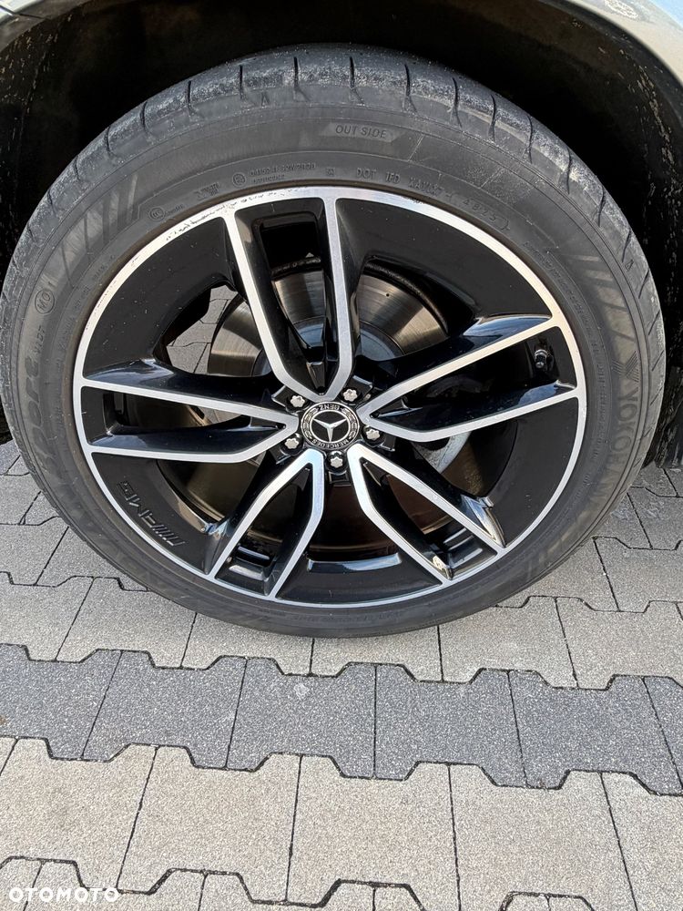 Mercedes-Benz GLE - 25